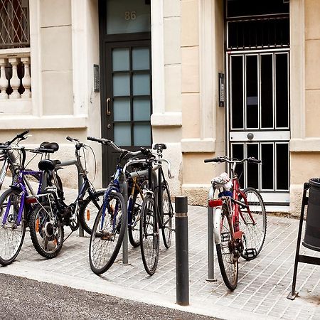 Piso En Poblesec Barcelona Exterior photo